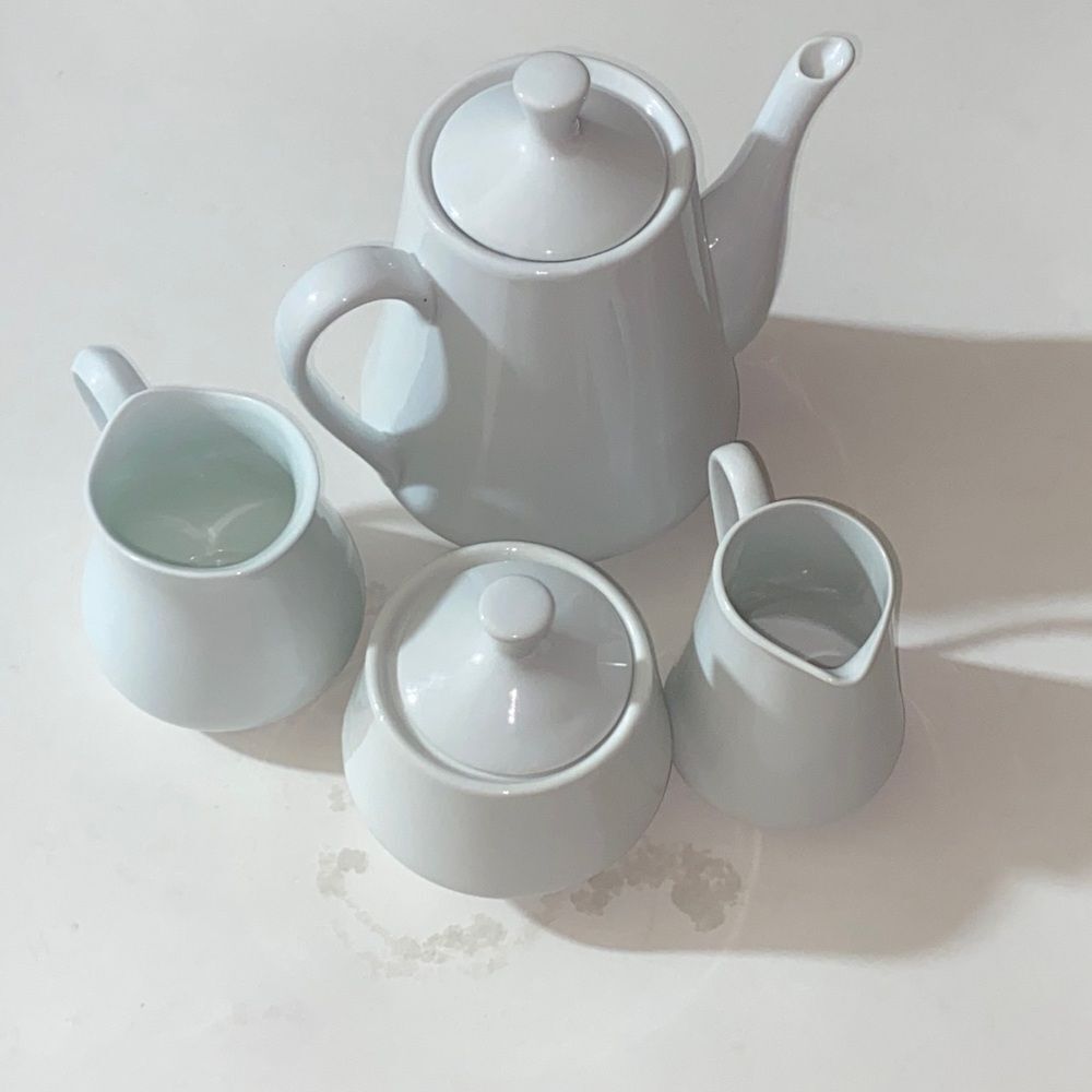 Classic White Ceramic Teapot Set 6 Pc.